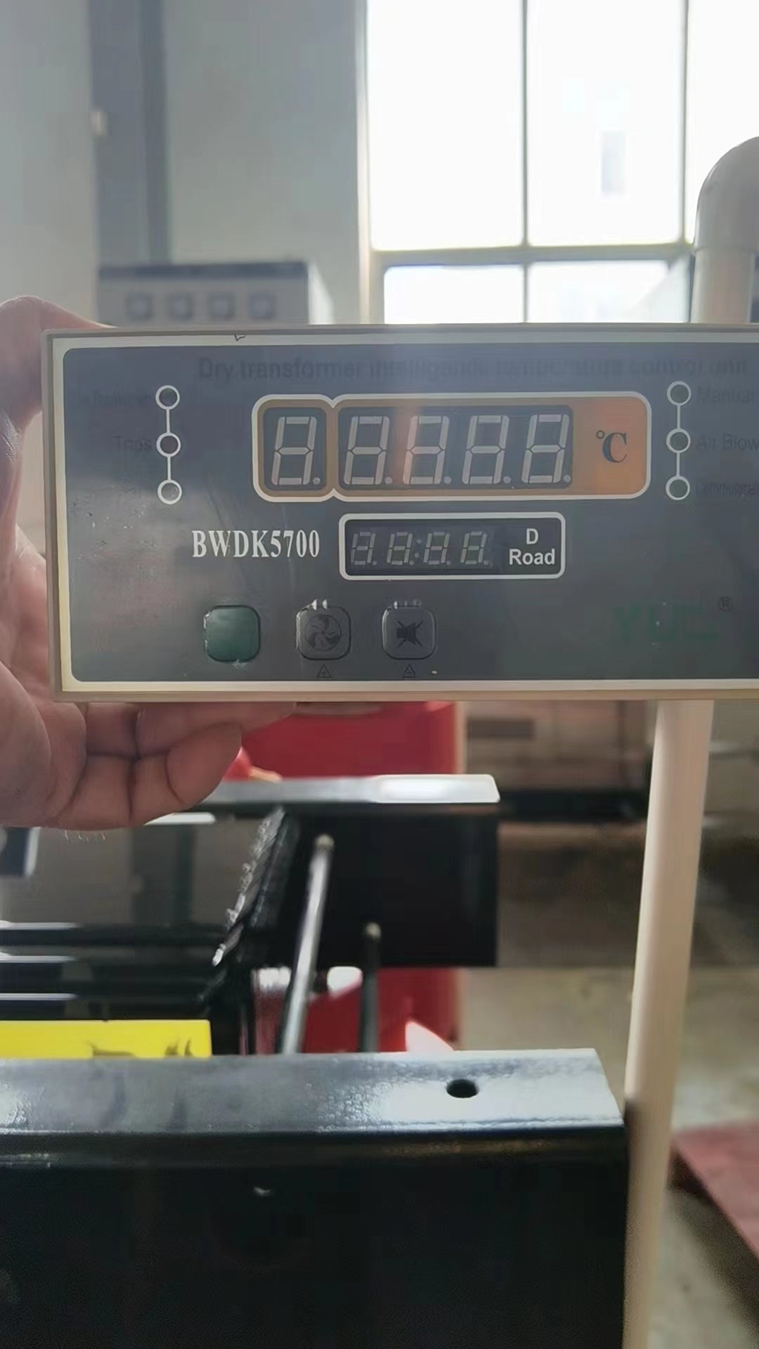 Сух трансформатор 25kVA,10(6)/0,4kV, dyn11, imp.4%, Ak- 1400W, AAo- 170W